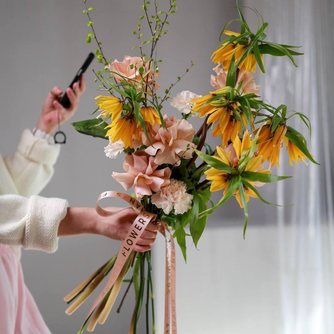 Авторский букет с экзотичной фритиллярией