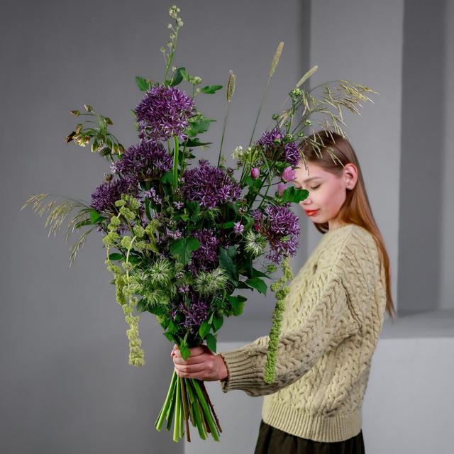 Авторский букет с аллиумом, амарантом и нигеллой