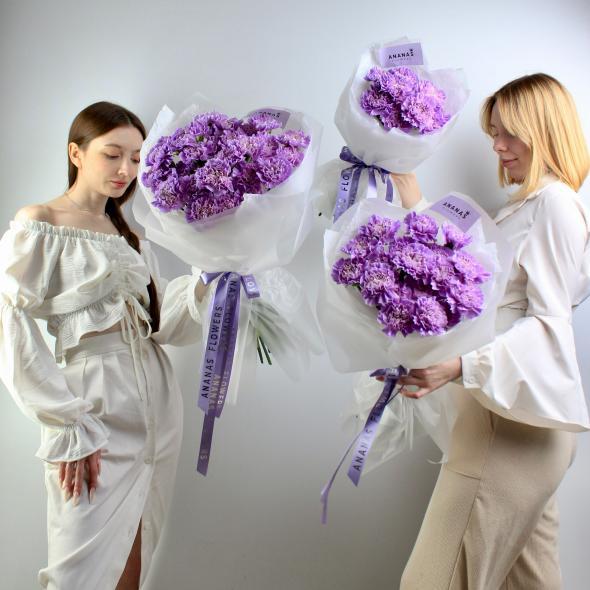 Монобукет из диантусов Moon Aqua